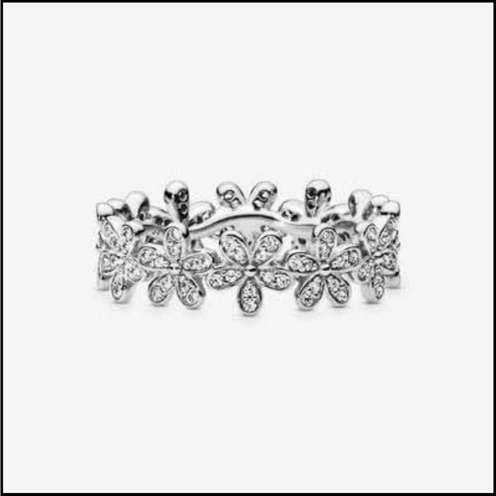 Pandora Ring